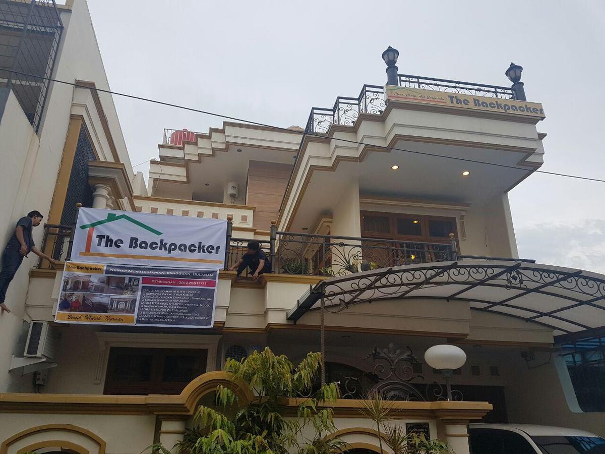 Albergue The Backpacker Semarang Exterior foto